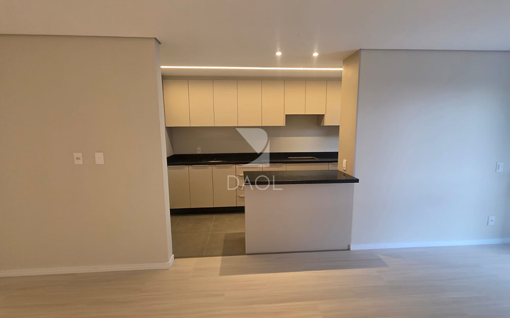 Apartamento 2 Quartos à venda no Bairro Boa Vista em Curitiba - Living estar 4 - Saint Remy - Daol Empreendimentos