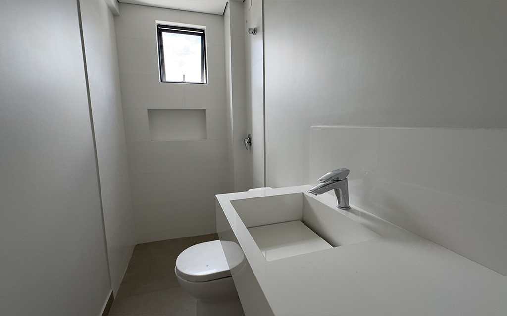 Cobertura Duplex à Venda no Guabirotuba - Curitiba - Banheiro 02 SGN44 - Daol Empreendimentos